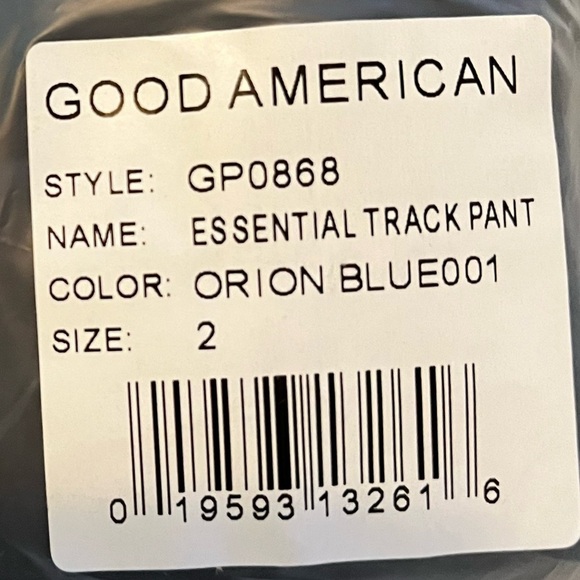 Good American ESSENTIAL TRACK PANT - Picture 10 of 11
